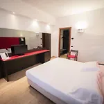 Hotel Blue Relais Maggiore Dormelletto