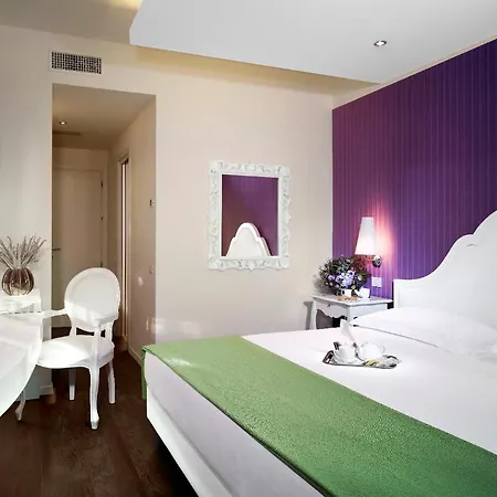 Blue Relais Maggiore Hotel 4*