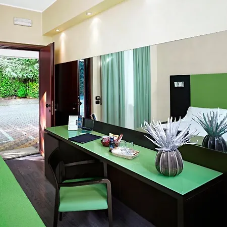 Hotel Blue Relais Maggiore 4*