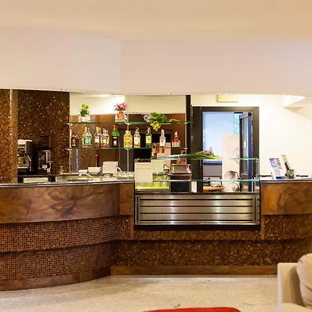 Blue Relais Maggiore 호텔 4*