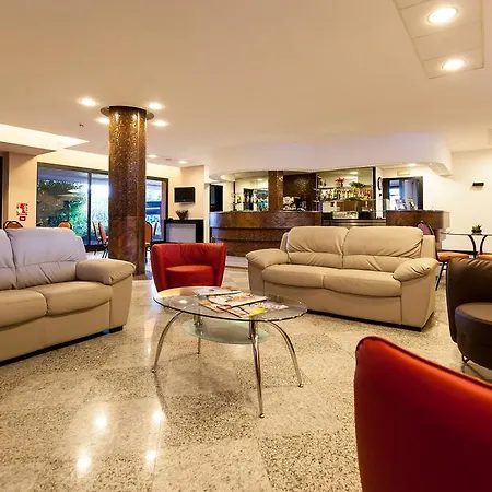 Blue Relais Maggiore 호텔 4*
