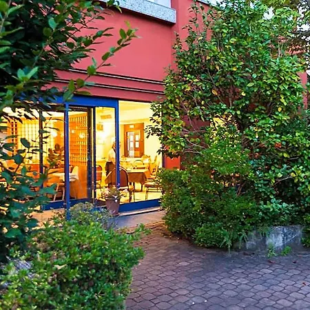 Blue Relais Maggiore