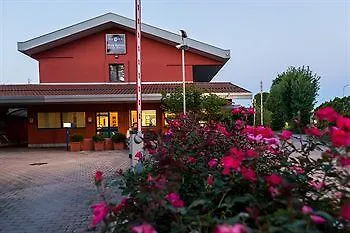 Отель Blue Relais Maggiore