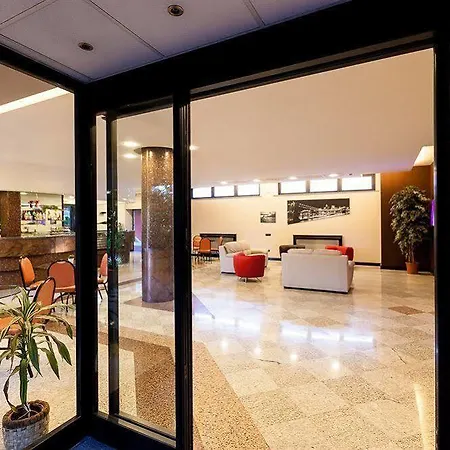 Blue Relais Maggiore Dormelletto