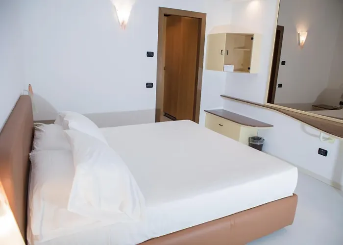 Blue Relais Maggiore 도멜레토