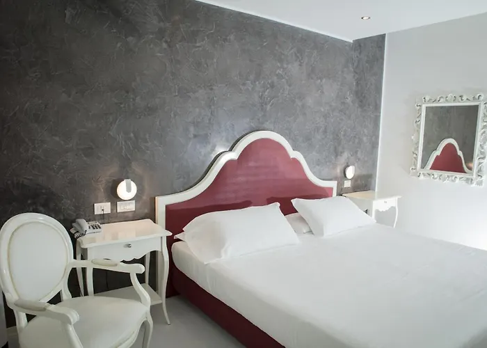 호텔 Blue Relais Maggiore 4*