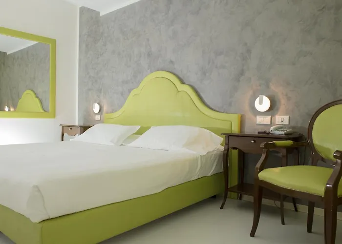 호텔 Blue Relais Maggiore 4*